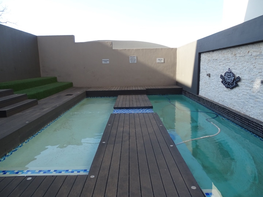 To Let 2 Bedroom Property for Rent in North Riding Gauteng