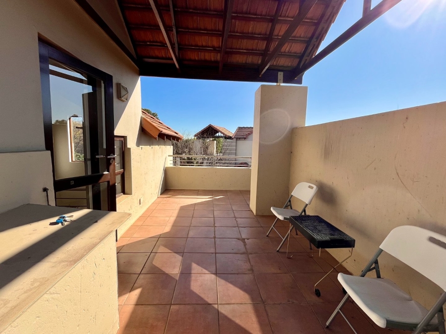 To Let 1 Bedroom Property for Rent in Fourways Gauteng