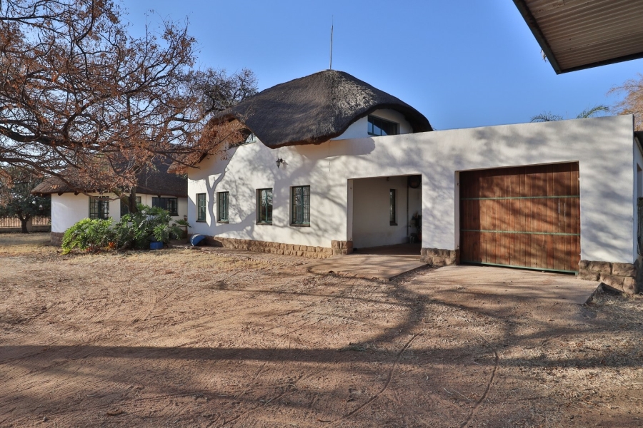 4 Bedroom Property for Sale in Grootvaly AH Gauteng