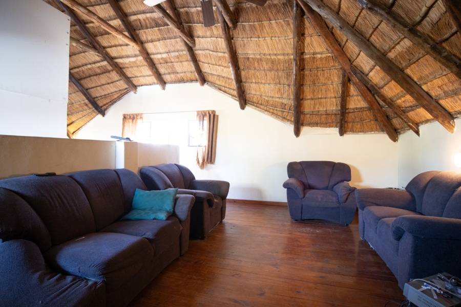 4 Bedroom Property for Sale in Grootvaly AH Gauteng