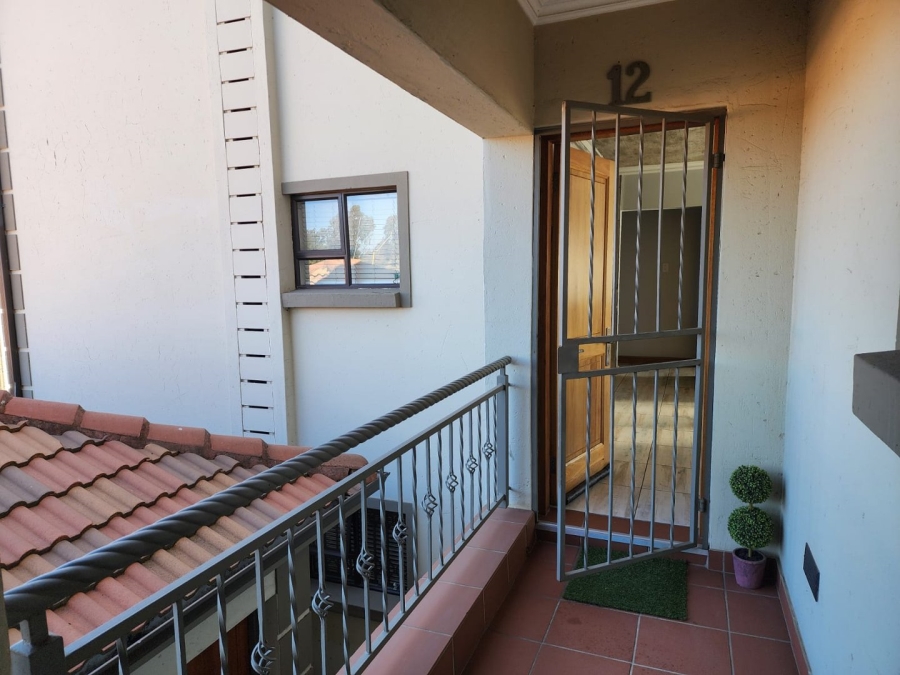 To Let 2 Bedroom Property for Rent in Comet Gauteng