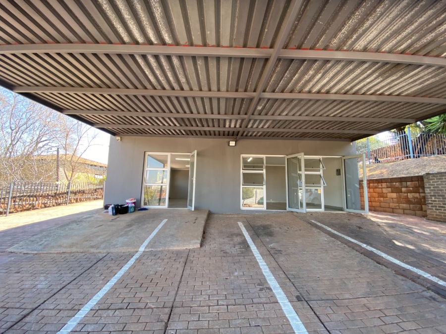 To Let commercial Property for Rent in Garsfontein Gauteng