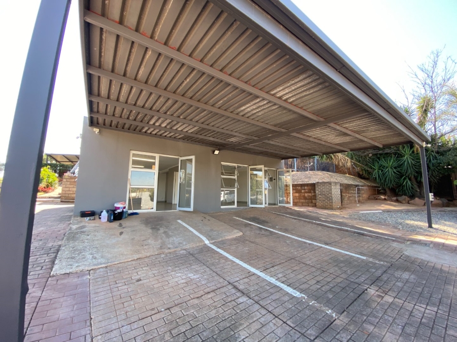 To Let commercial Property for Rent in Garsfontein Gauteng