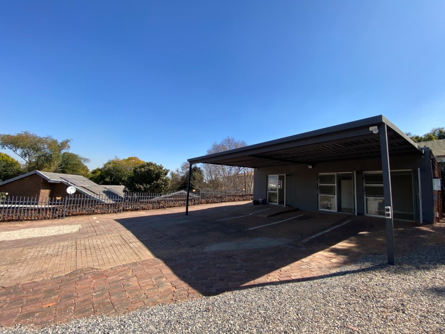 To Let commercial Property for Rent in Garsfontein Gauteng