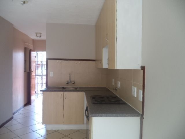 To Let 1 Bedroom Property for Rent in Wonderpark Estate Gauteng