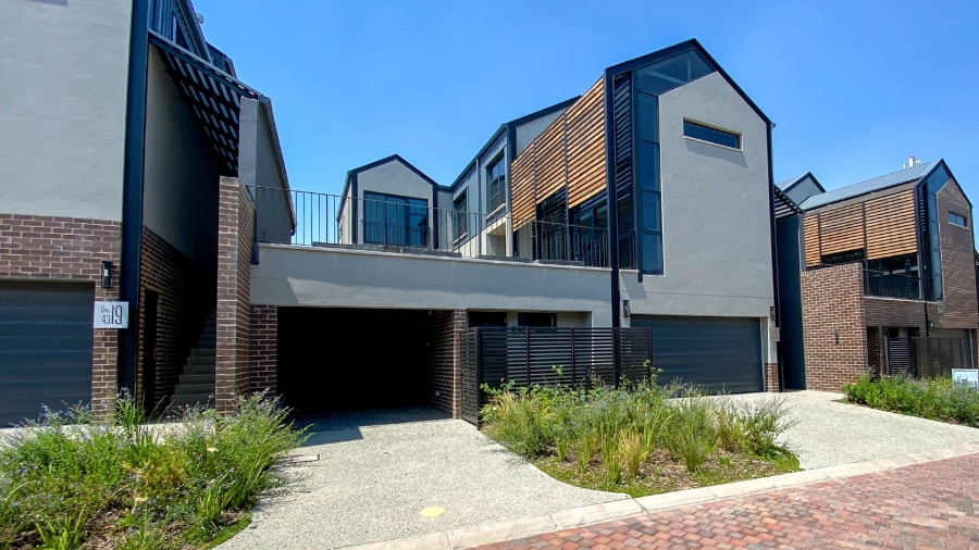 To Let 4 Bedroom Property for Rent in Waterfall Gauteng