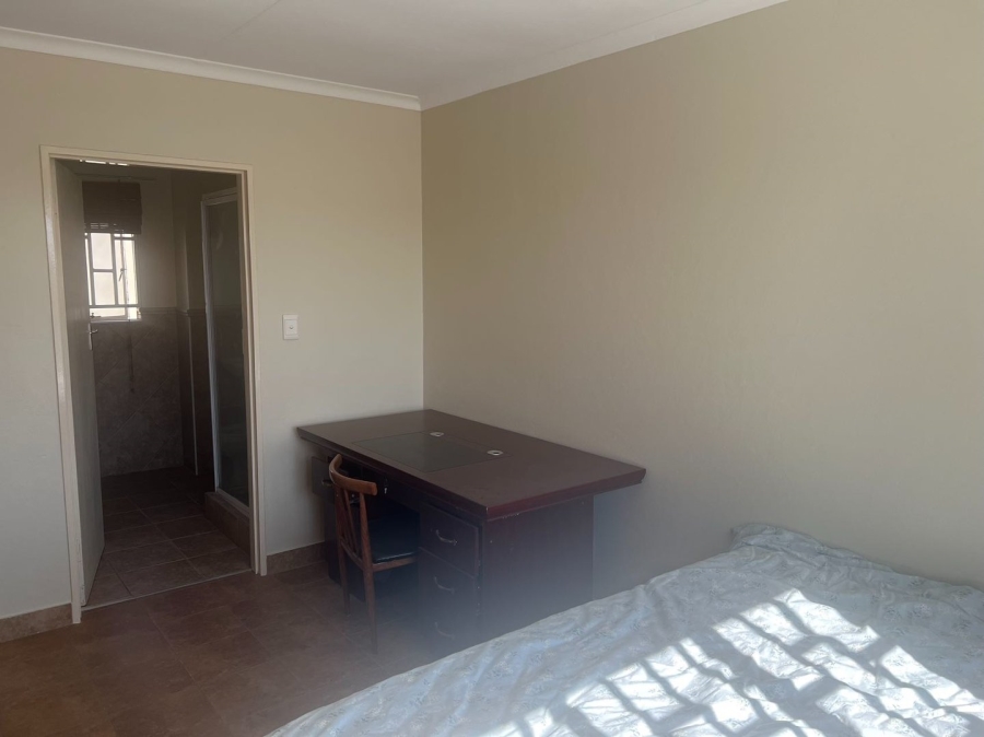 To Let 2 Bedroom Property for Rent in Bergbron Gauteng