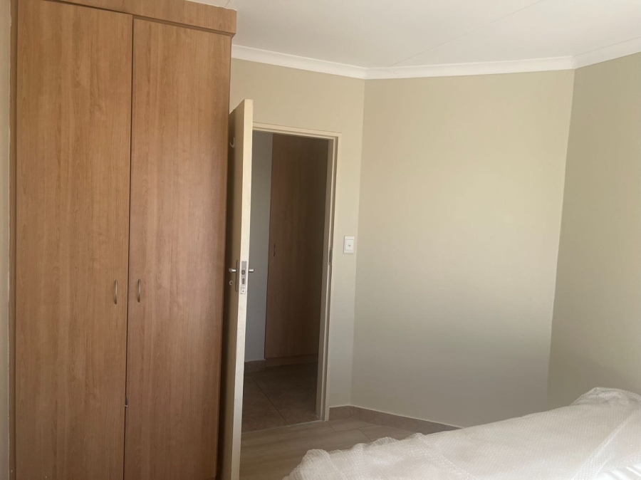 To Let 2 Bedroom Property for Rent in Bergbron Gauteng