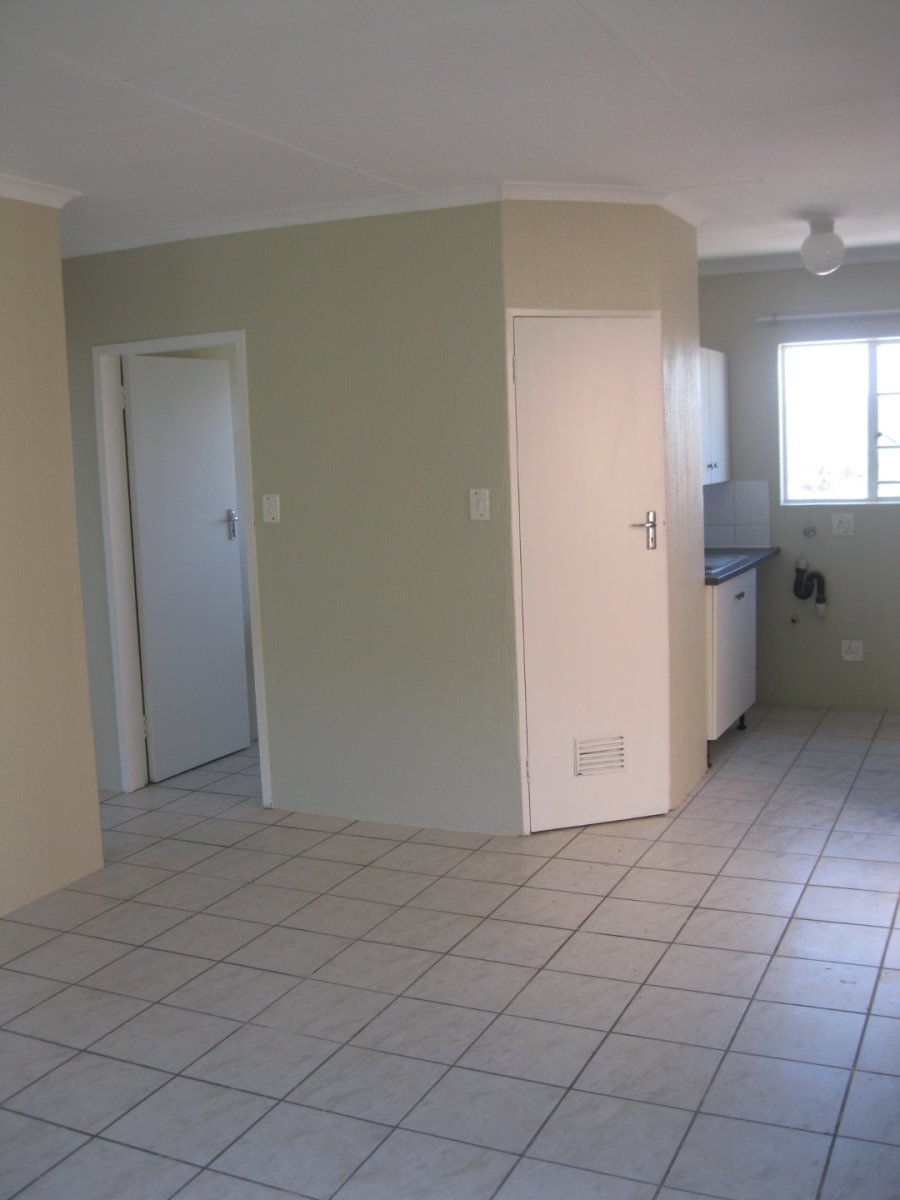 To Let 2 Bedroom Property for Rent in Wonderboom South Gauteng