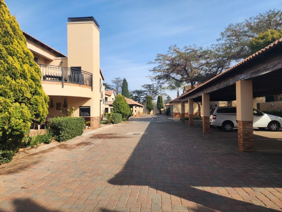 2 Bedroom Property for Sale in Ravenswood Gauteng