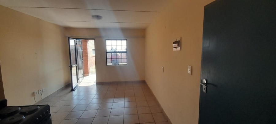 2 Bedroom Property for Sale in Chantelle Gauteng