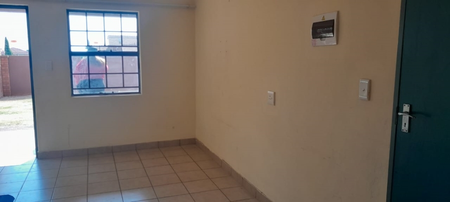 2 Bedroom Property for Sale in Chantelle Gauteng