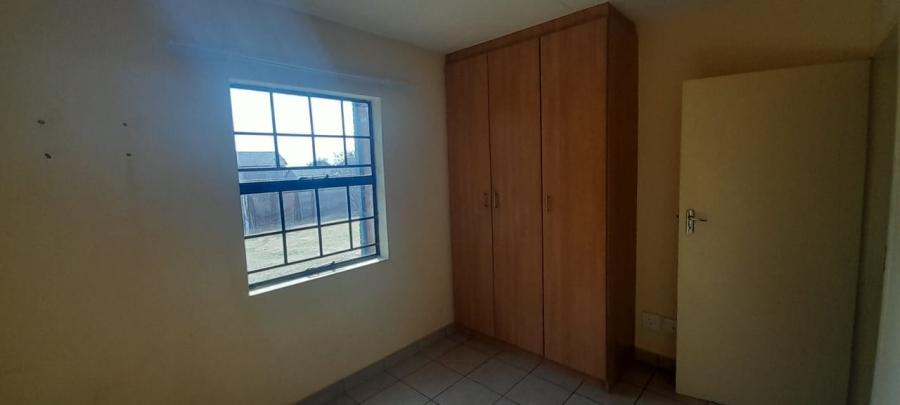 2 Bedroom Property for Sale in Chantelle Gauteng