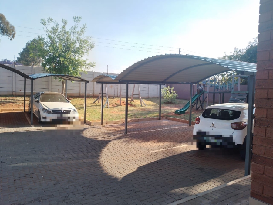 2 Bedroom Property for Sale in Chantelle Gauteng