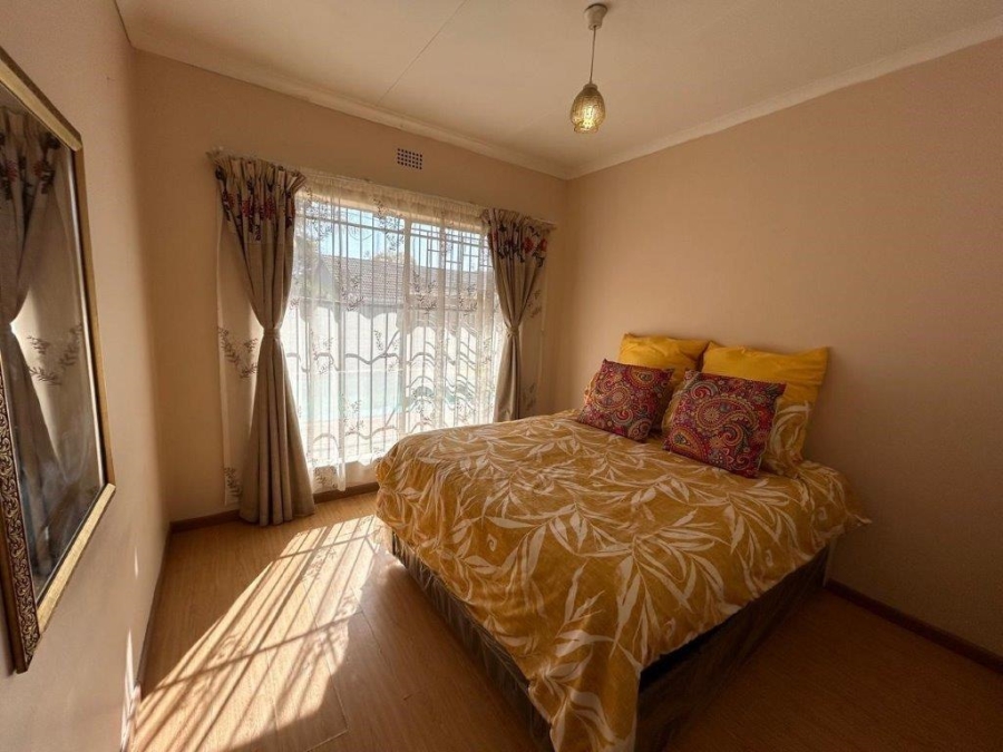 5 Bedroom Property for Sale in Norkem Park Gauteng