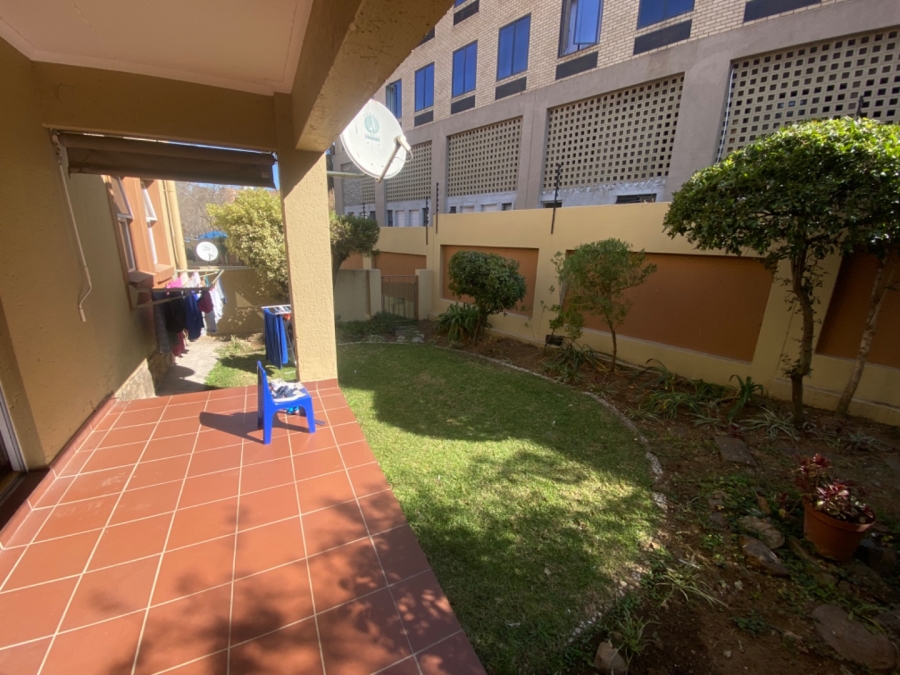 2 Bedroom Property for Sale in Sunninghill Gauteng