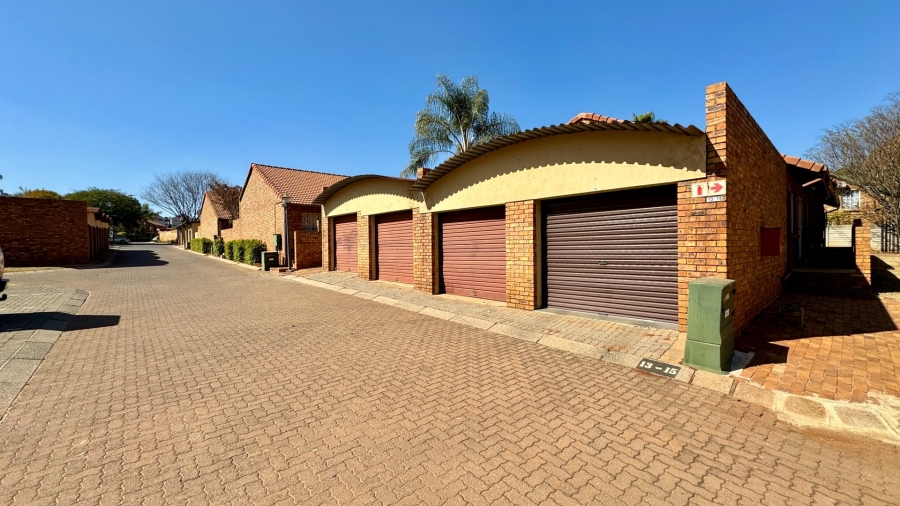 2 Bedroom Property for Sale in Clubview Gauteng