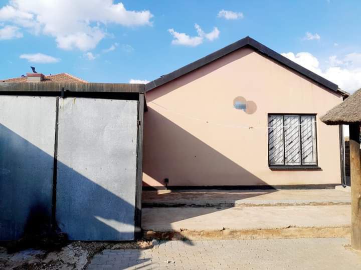 3 Bedroom Property for Sale in Soshanguve WW Gauteng