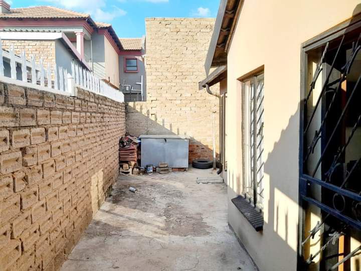 3 Bedroom Property for Sale in Soshanguve WW Gauteng