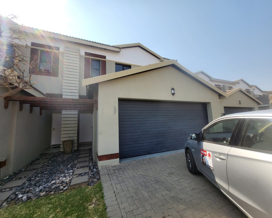 3 Bedroom Property for Sale in Equestria Gauteng