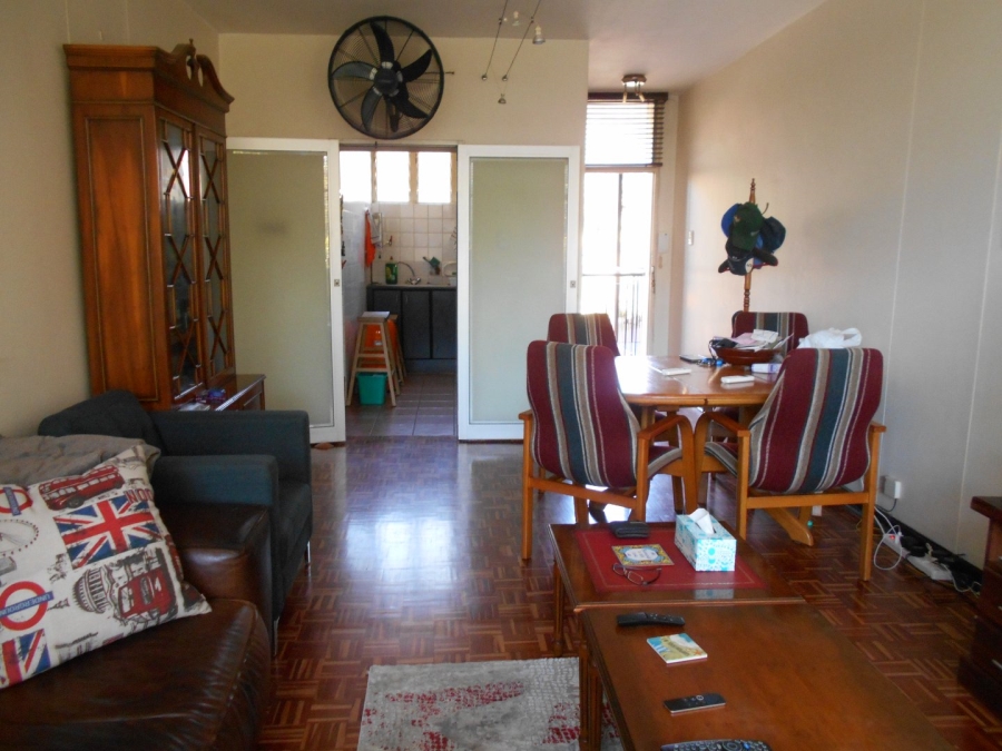 To Let 2 Bedroom Property for Rent in Groenkloof Gauteng