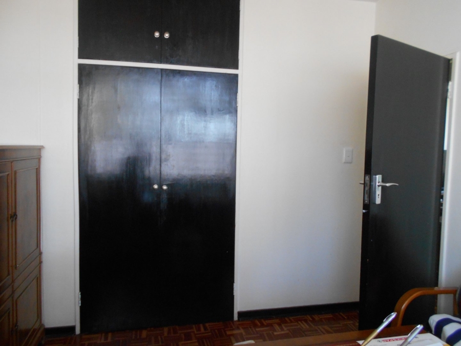 To Let 2 Bedroom Property for Rent in Groenkloof Gauteng