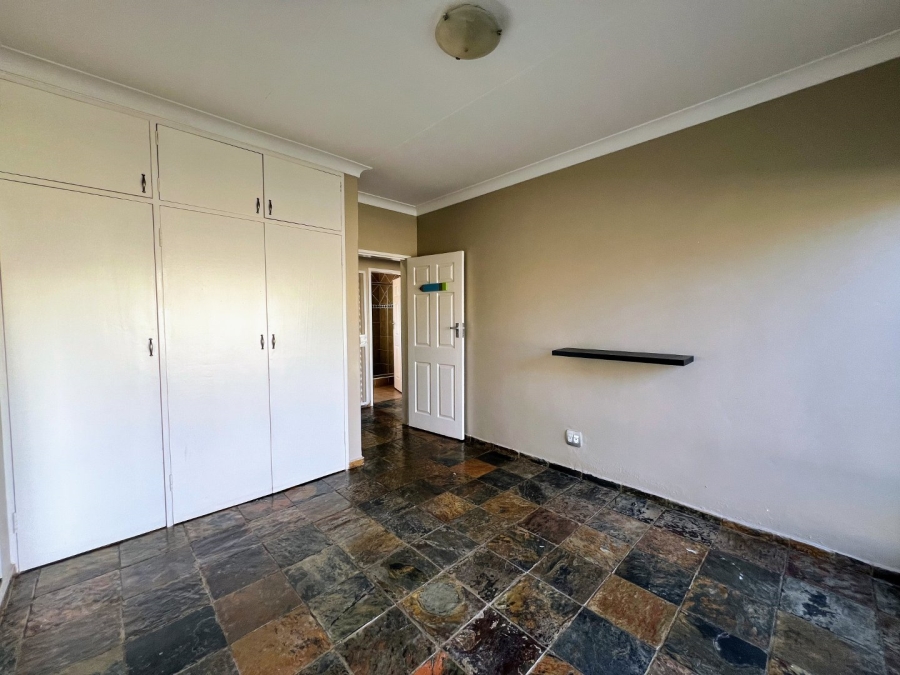 4 Bedroom Property for Sale in Sinoville Gauteng