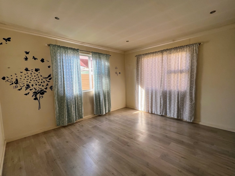 4 Bedroom Property for Sale in Sinoville Gauteng