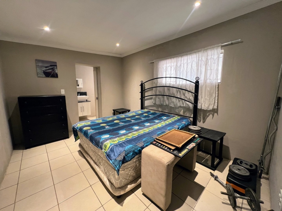 4 Bedroom Property for Sale in Sinoville Gauteng