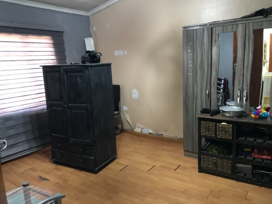 3 Bedroom Property for Sale in Lenasia Ext 11 Gauteng