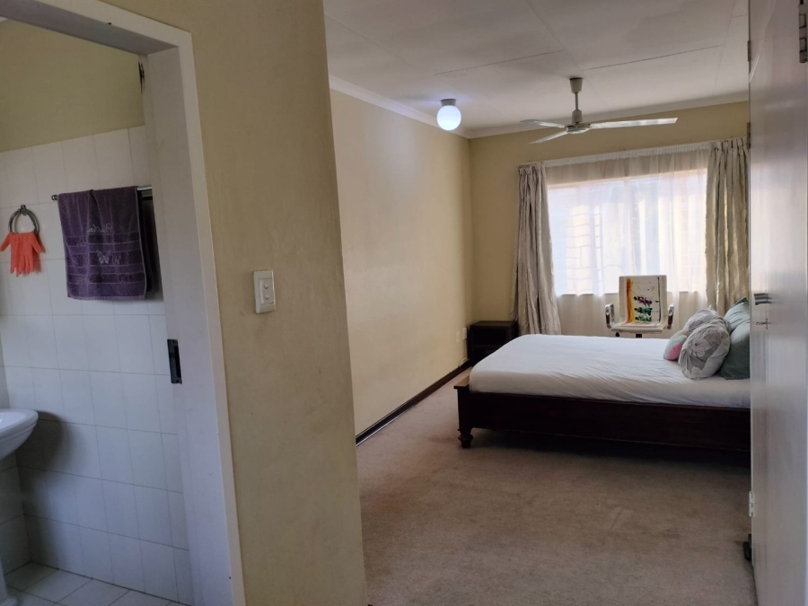 3 Bedroom Property for Sale in Moreleta Park Gauteng