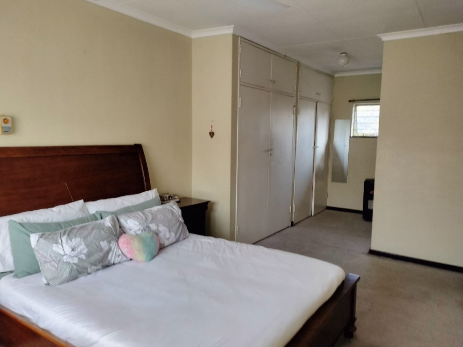 3 Bedroom Property for Sale in Moreleta Park Gauteng