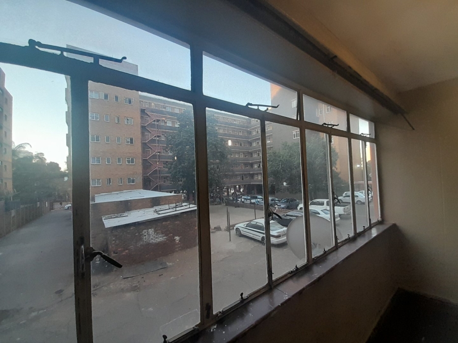 1 Bedroom Property for Sale in Pretoria Central Gauteng