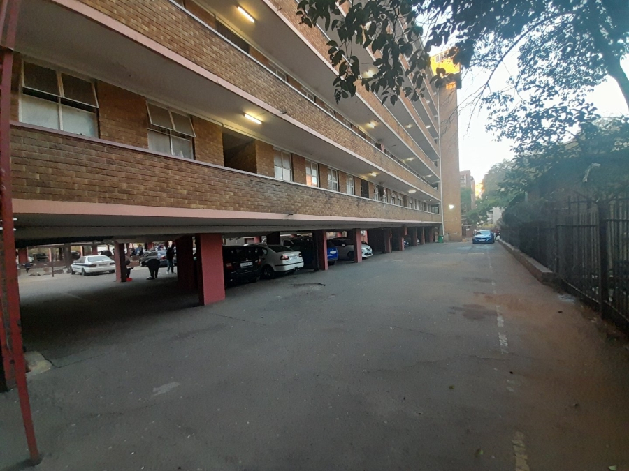 1 Bedroom Property for Sale in Pretoria Central Gauteng