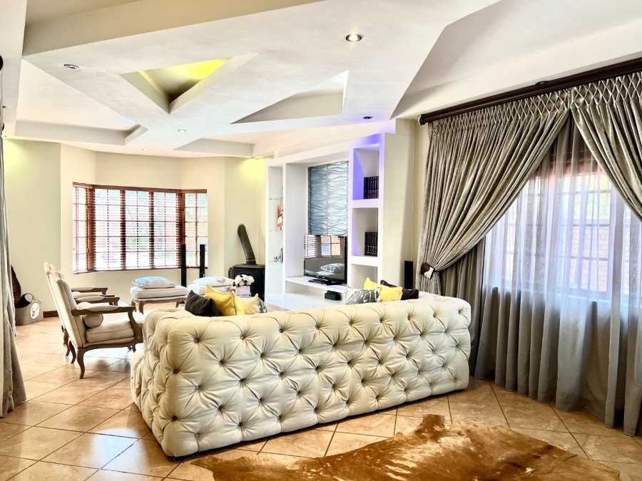 5 Bedroom Property for Sale in Irene Farm Villages Gauteng