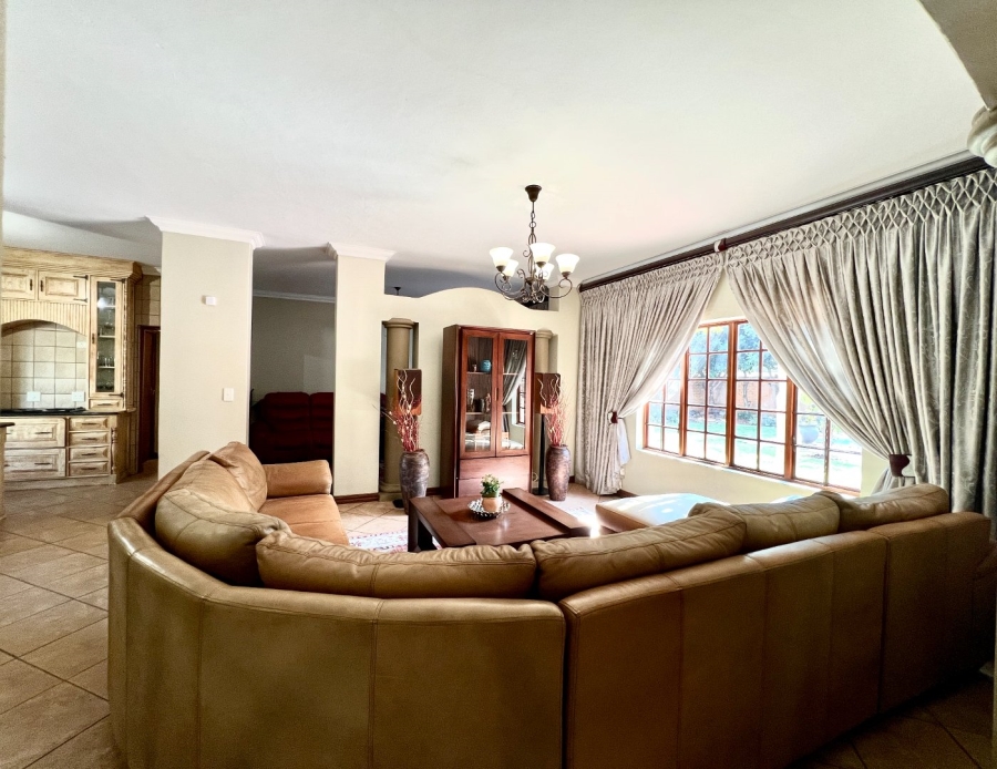 5 Bedroom Property for Sale in Irene Farm Villages Gauteng