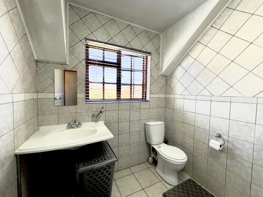 5 Bedroom Property for Sale in Irene Farm Villages Gauteng