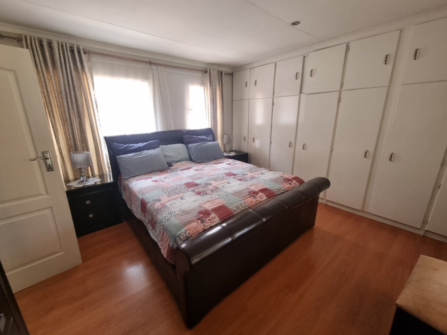 3 Bedroom Property for Sale in Bakerton Gauteng