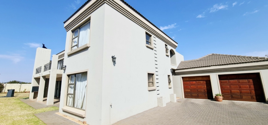 To Let 5 Bedroom Property for Rent in Stone Ridge Gauteng