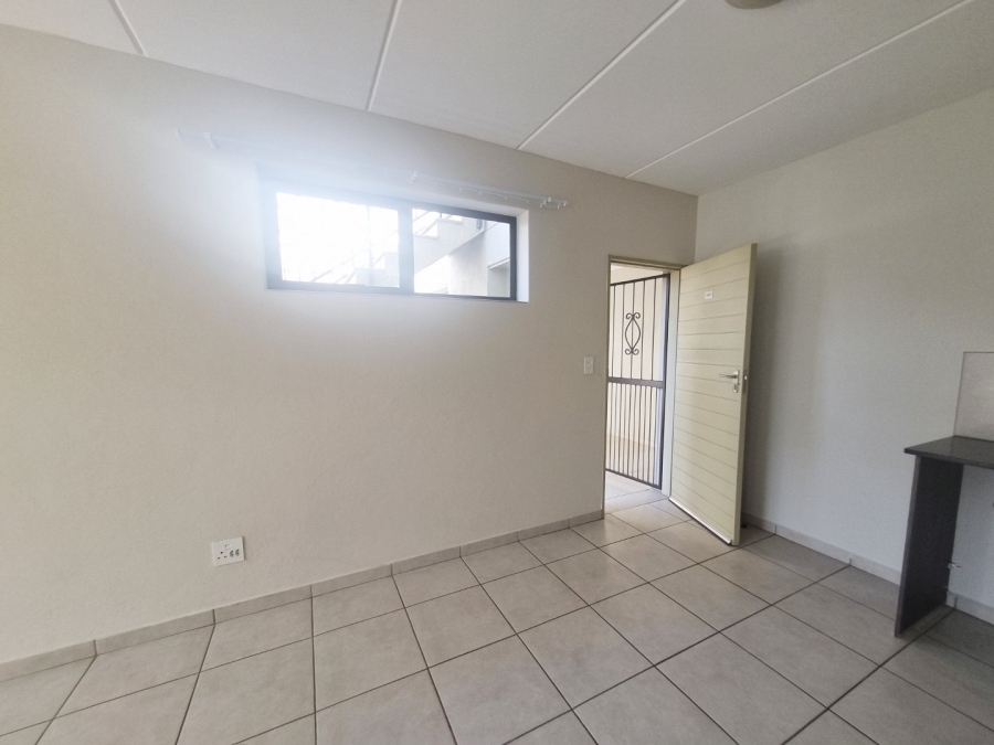 2 Bedroom Property for Sale in Benoni North Gauteng