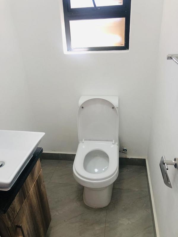 To Let 2 Bedroom Property for Rent in Witfield Gauteng