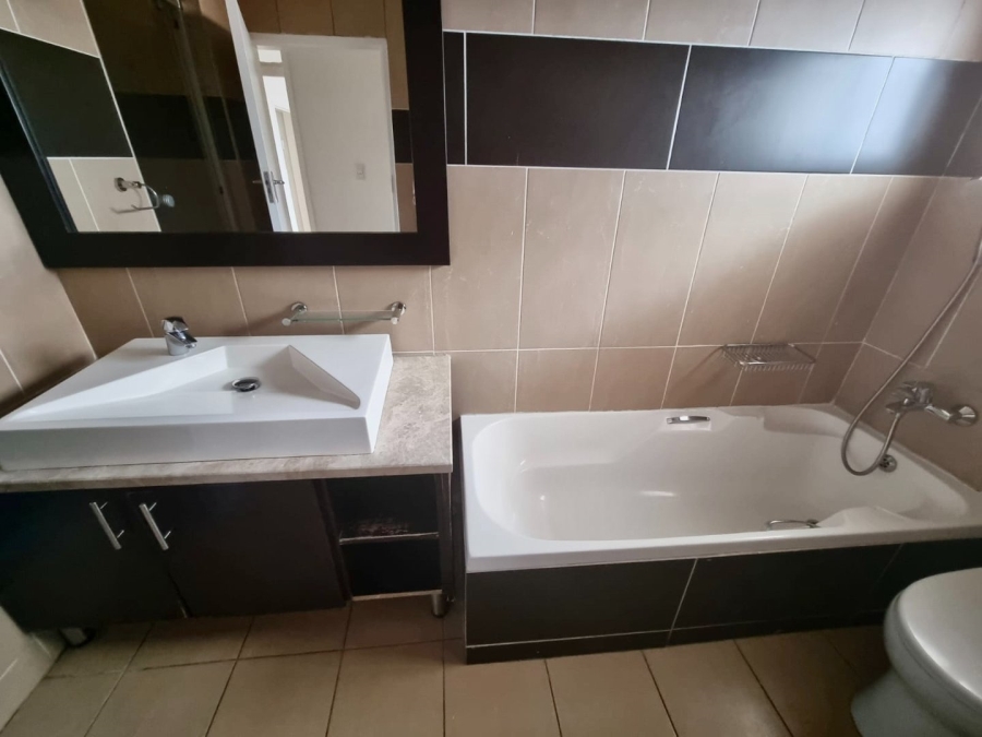 3 Bedroom Property for Sale in Illovo Gauteng