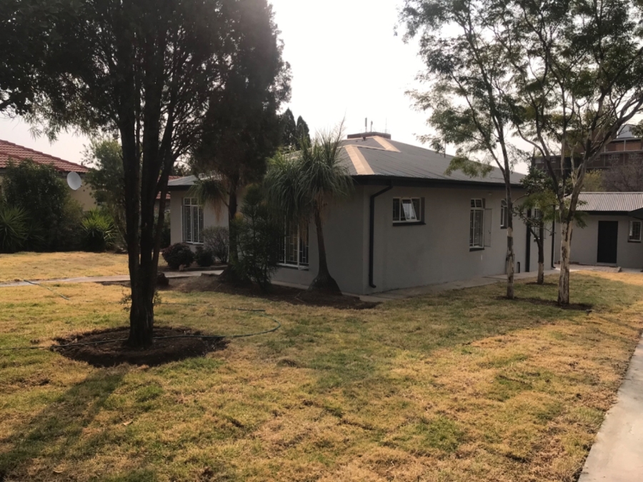 3 Bedroom Property for Sale in Kwaggasrand Gauteng