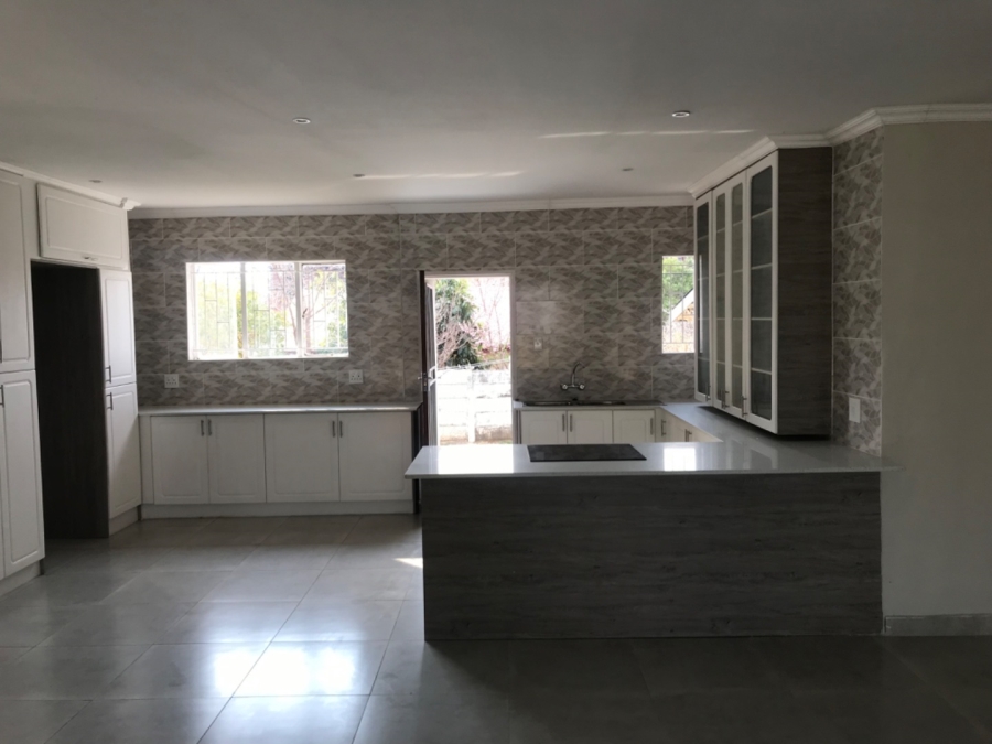 3 Bedroom Property for Sale in Kwaggasrand Gauteng