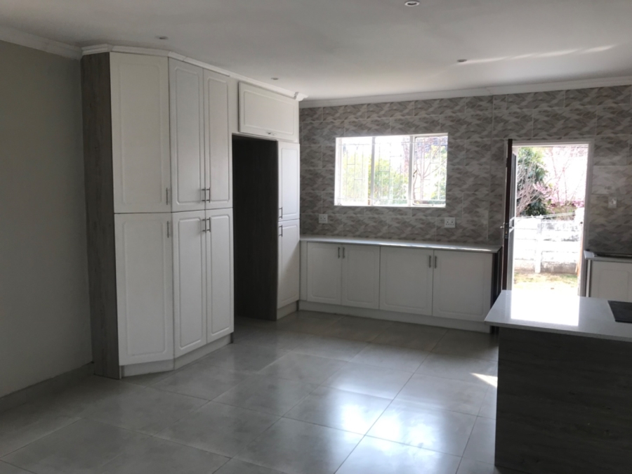 3 Bedroom Property for Sale in Kwaggasrand Gauteng