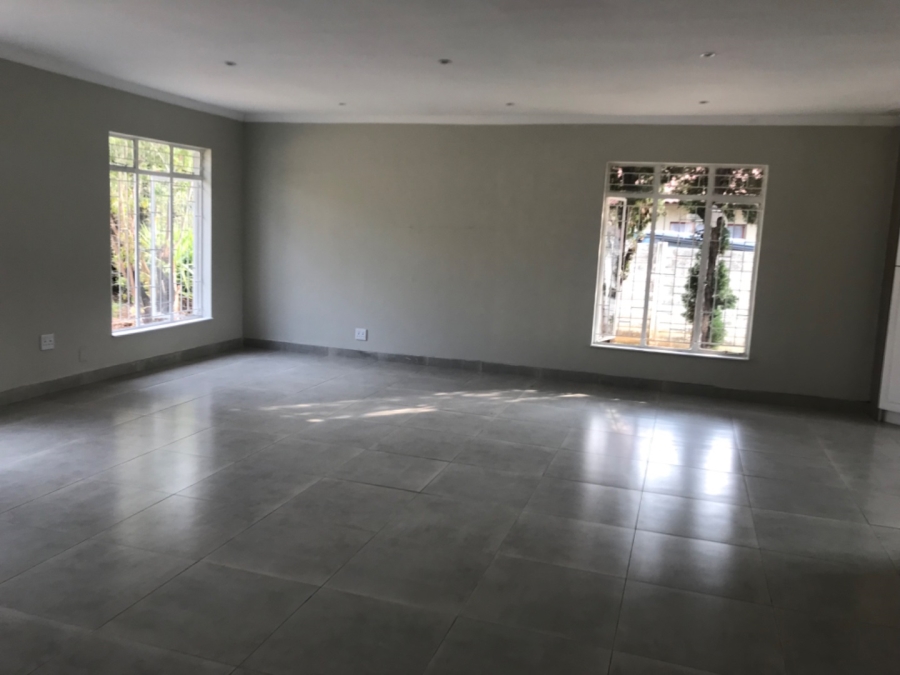 3 Bedroom Property for Sale in Kwaggasrand Gauteng