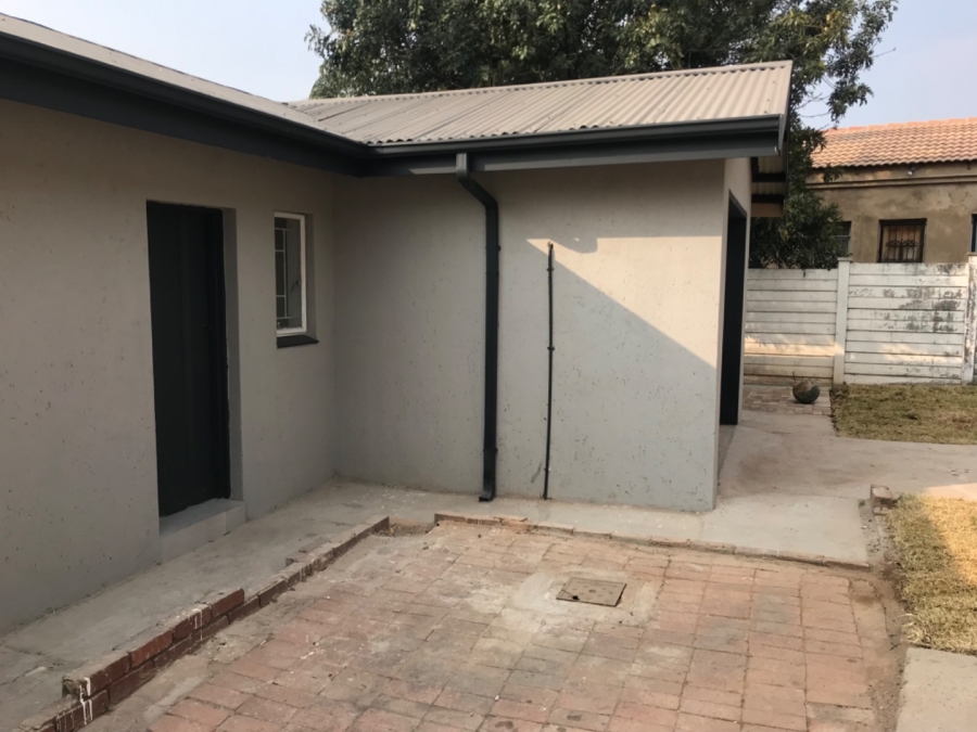 3 Bedroom Property for Sale in Kwaggasrand Gauteng