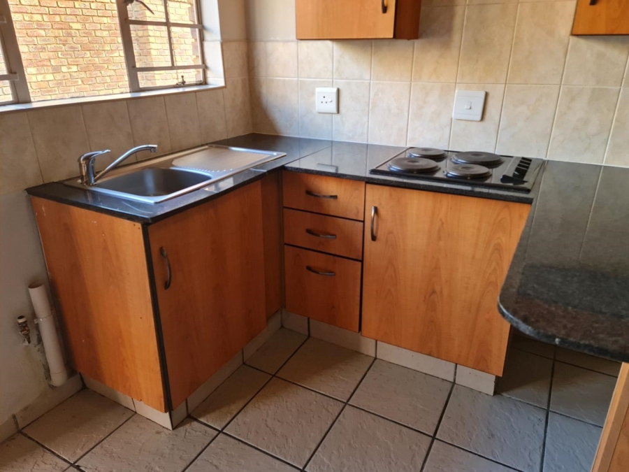 To Let 1 Bedroom Property for Rent in Eveleigh Gauteng