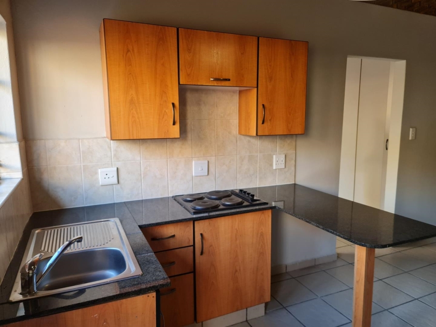 To Let 1 Bedroom Property for Rent in Eveleigh Gauteng