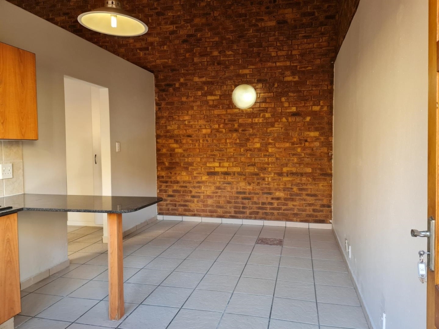 To Let 1 Bedroom Property for Rent in Eveleigh Gauteng